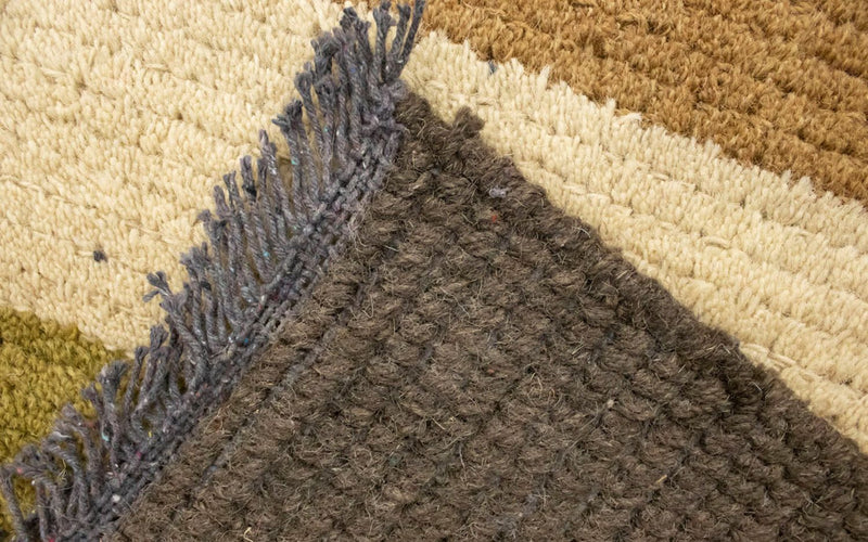 Nepal Teppich 140 x 70 cm - mehrfarbig