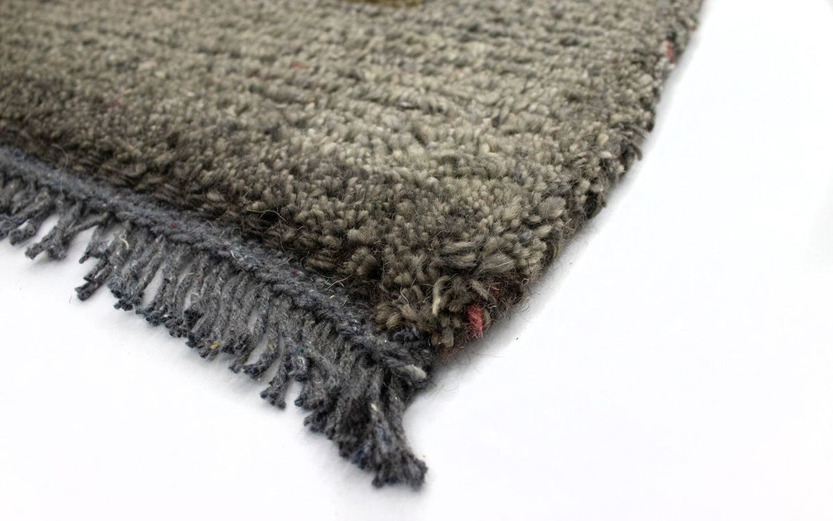 Nepal Teppich 140 x 70 cm - grün