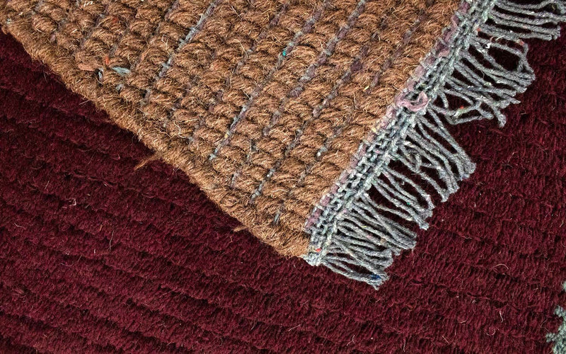 Nepal Teppich 140 x 70 cm - weinrot