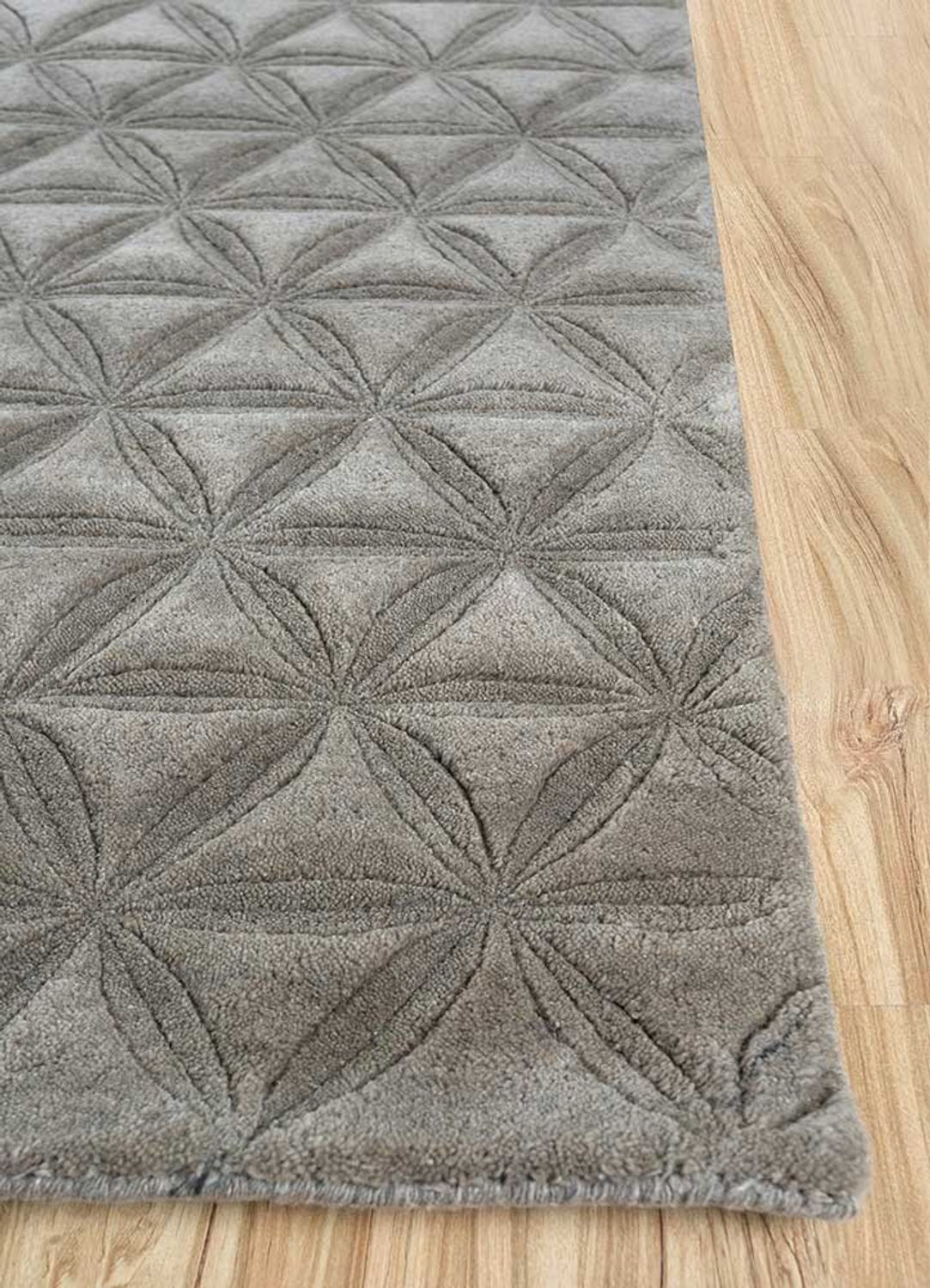 DP02-RUG1149213-270x180