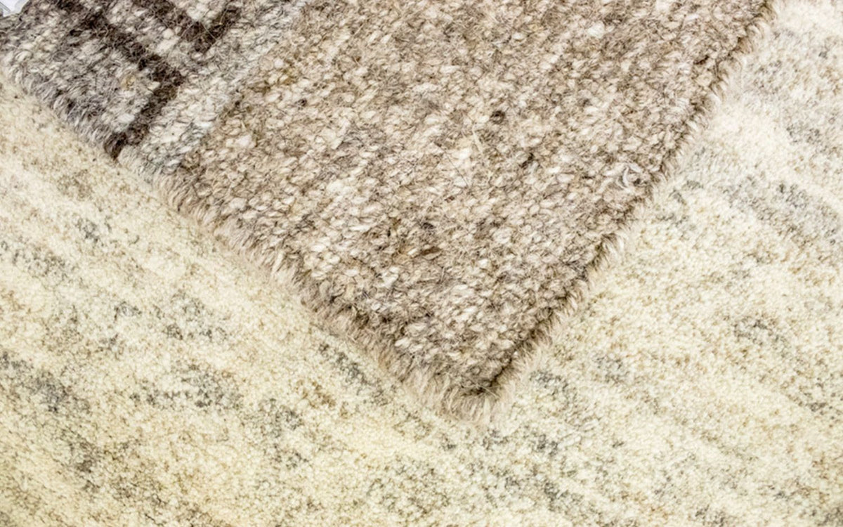 Nepal Teppich 179 x 119 cm - mehrfarbig