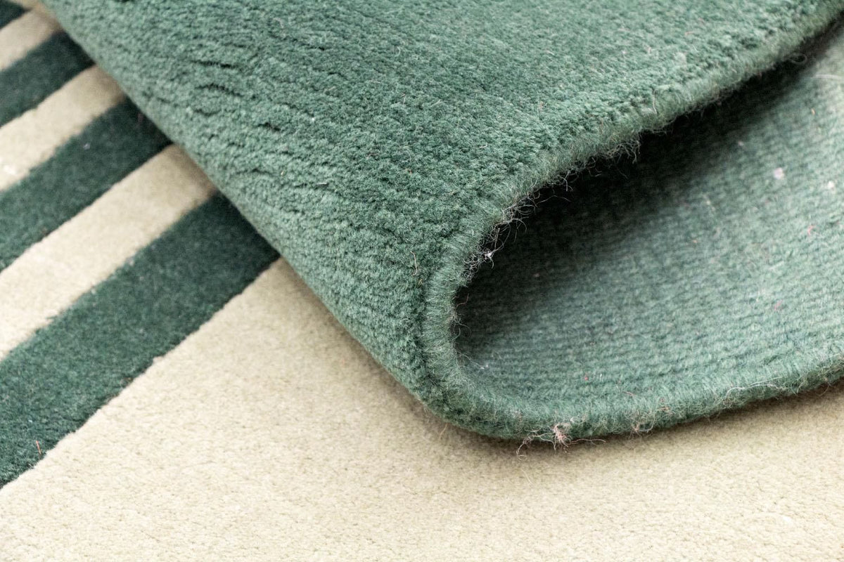 Nepal Teppich 181 x 131 cm - mehrfarbig