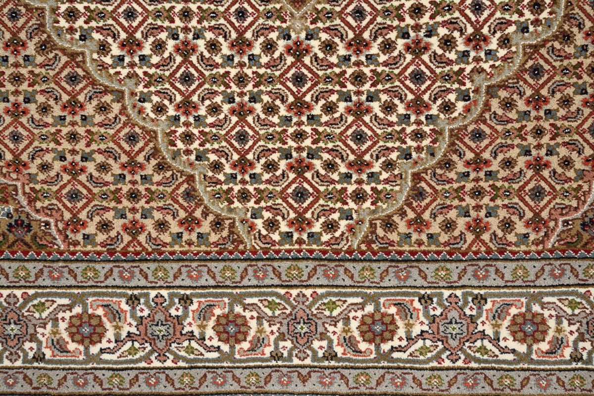 Orientteppich - Täbriz - 177 x 125 cm - dunkelbeige