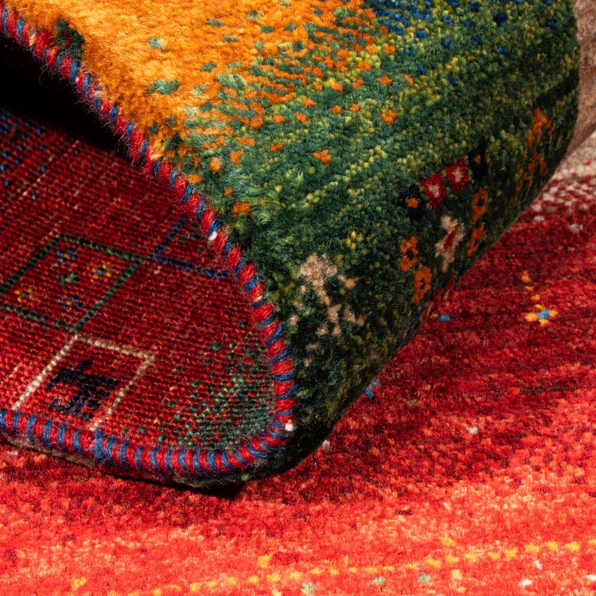 Gabbeh Teppich - Loribaft Perser - Royal - 136 x 85 cm - mehrfarbig