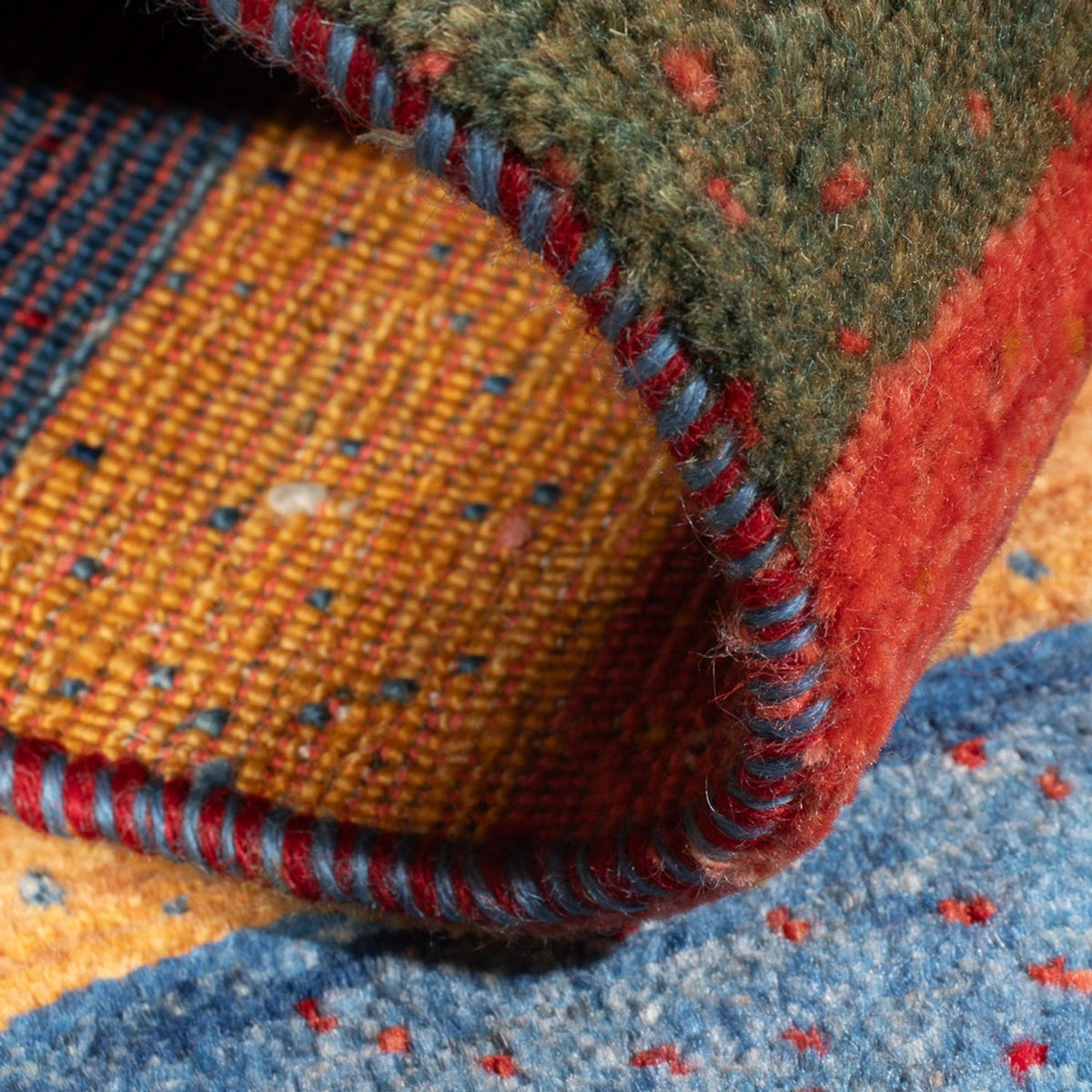 Gabbeh Teppich - Loribaft Perser - 129 x 87 cm - mehrfarbig