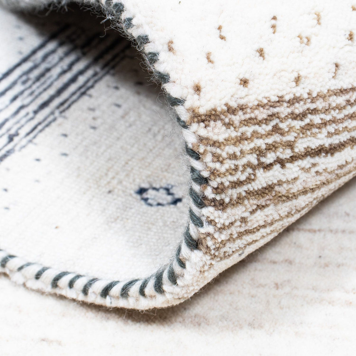 Gabbeh Teppich - Loribaft Indus 245 x 169 cm - beige