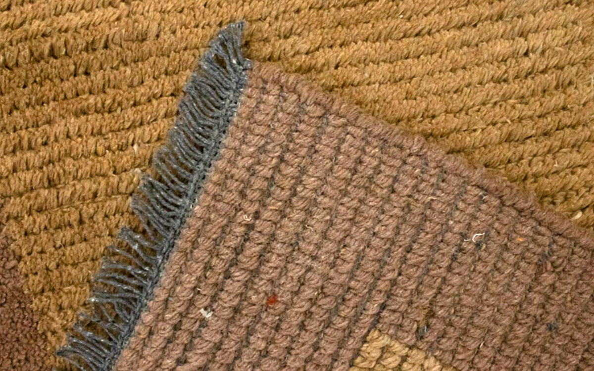 Nepal Teppich 140 x 70 cm - braun