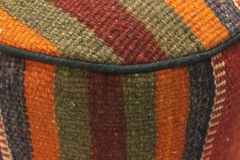 Sitzmöbel sonderform  - 42 x 36 cm - mehrfarbig