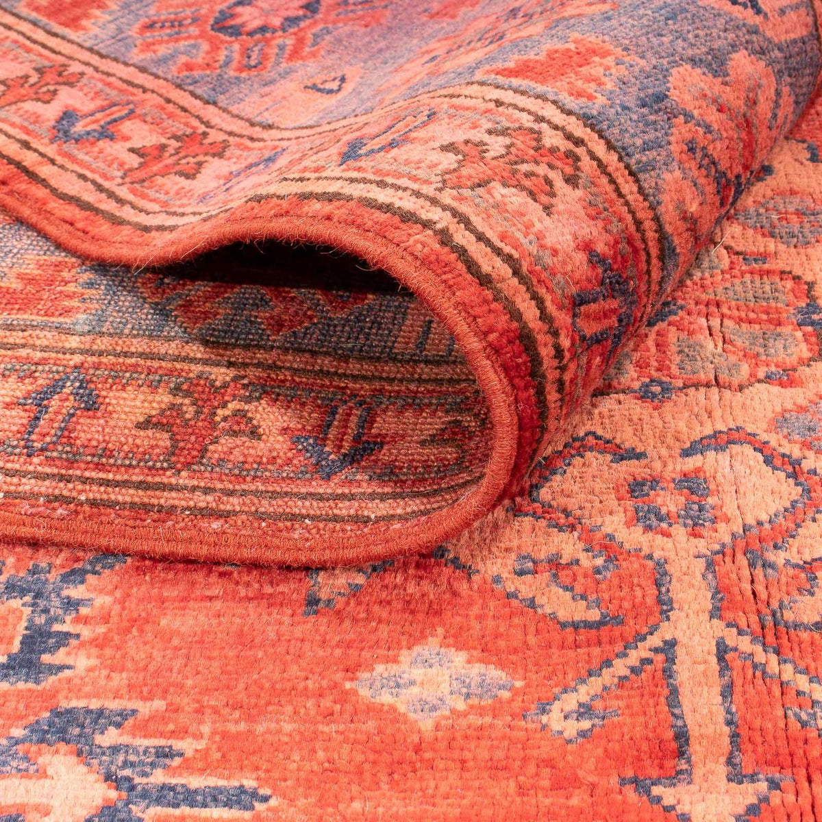 Orientteppich 231 x 184 cm