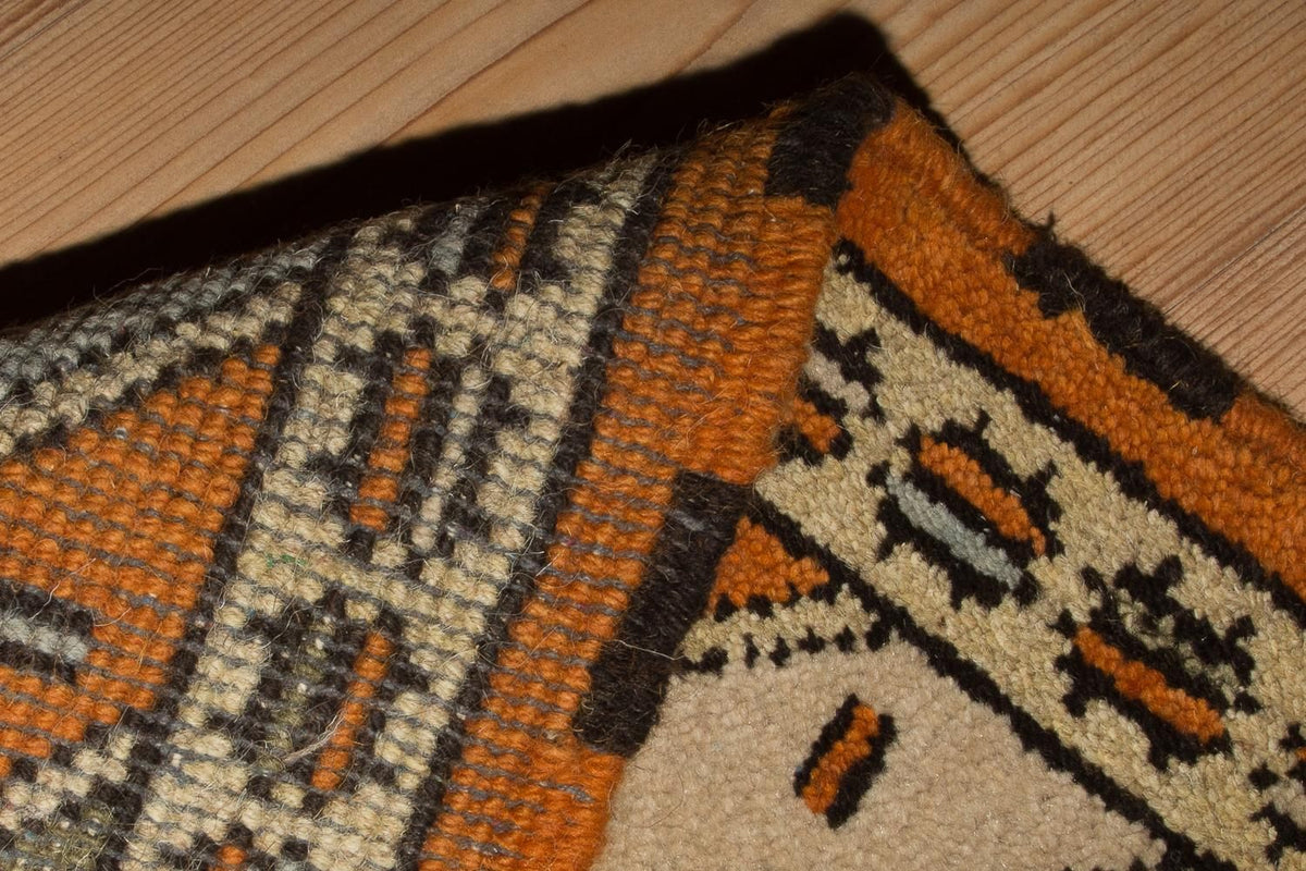 Orientteppich 149 x 93 cm