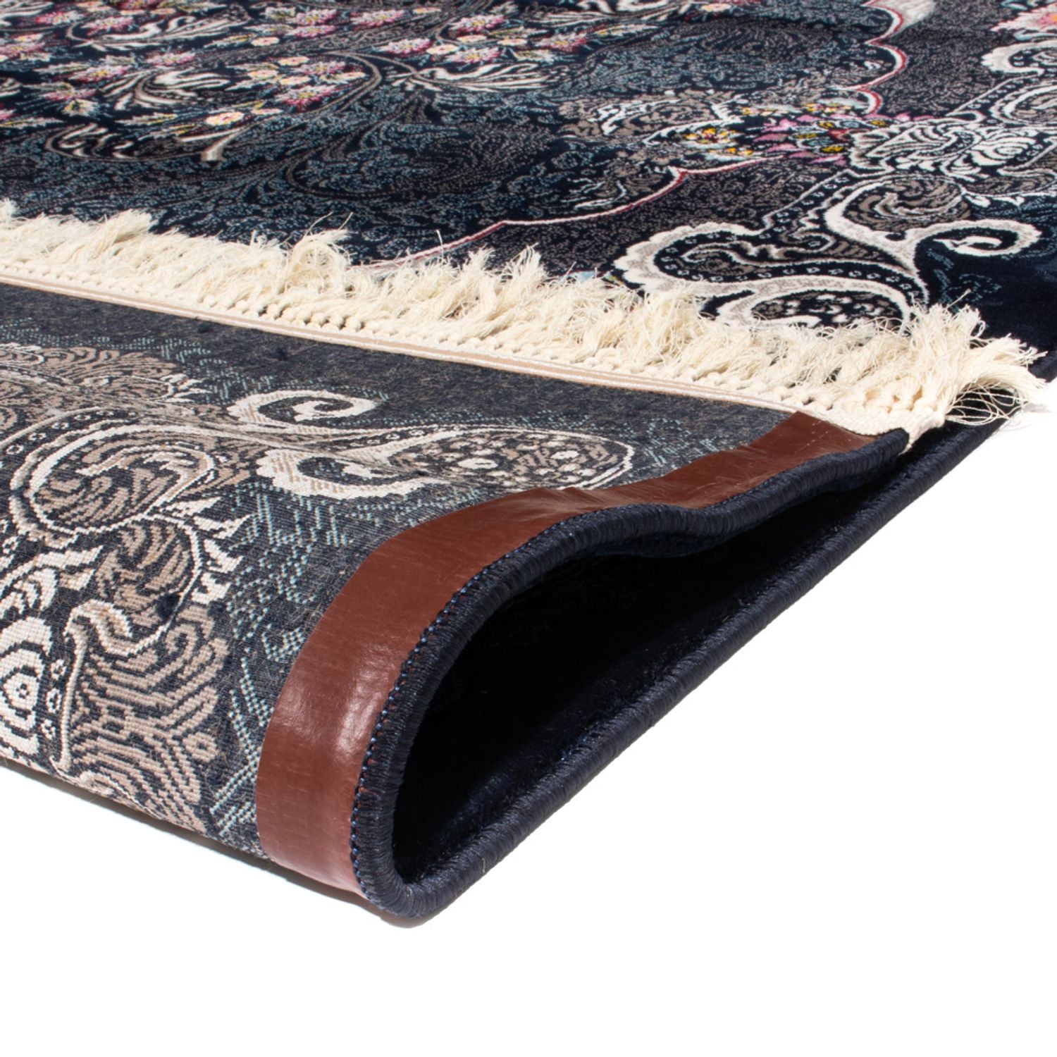BK7-Mouna-150x100