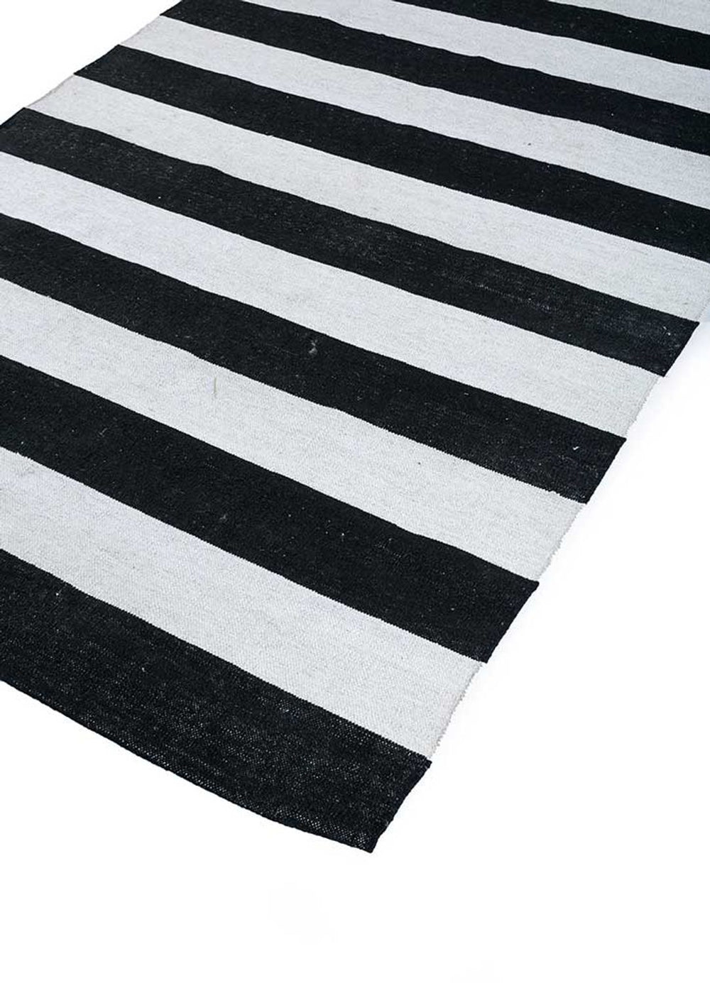DP02-RUG1132046-240x150