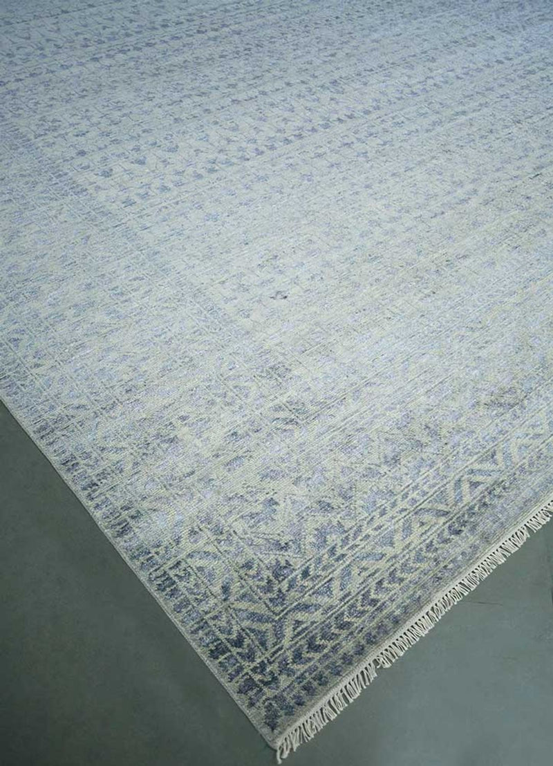 Wollteppich - 435 x 360 cm - hellblau