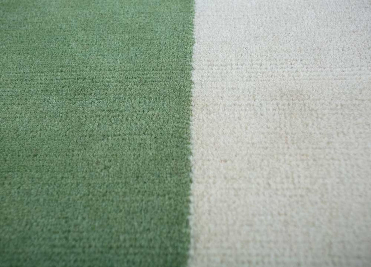 Wollteppich - 270 x 180 cm - hellgrau