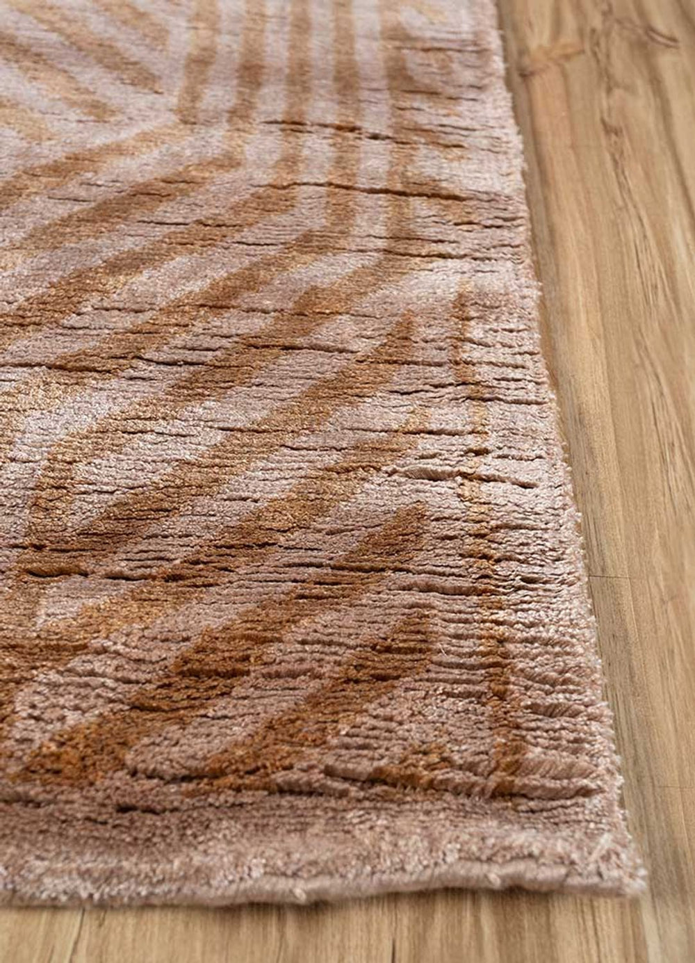DP02-RUG1145271-270x180