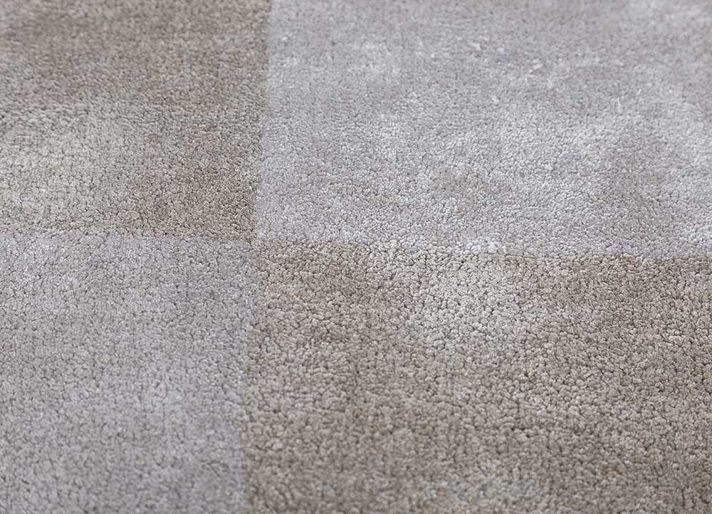 Designer Teppich sonderform  - 240 x 150 cm - hellgrau