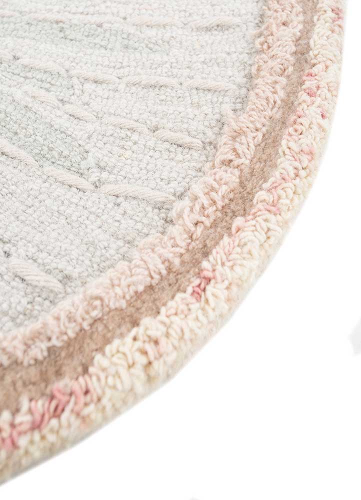 Wollteppich sonderform  - 240 x 180 cm - beige