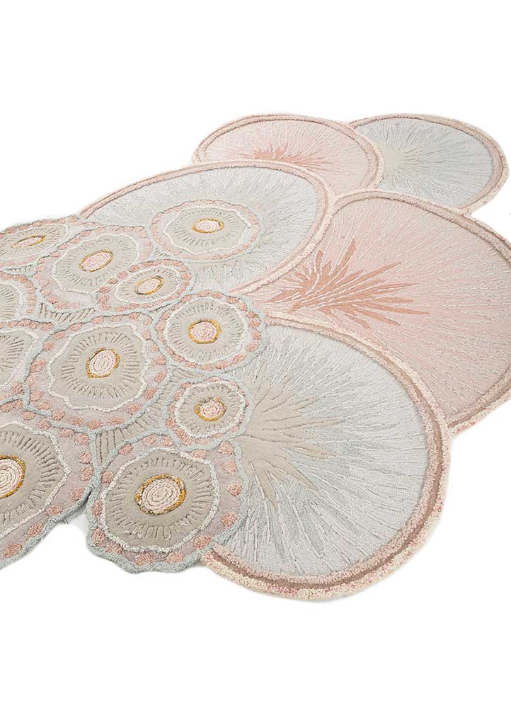 Wollteppich sonderform  - 240 x 180 cm - beige