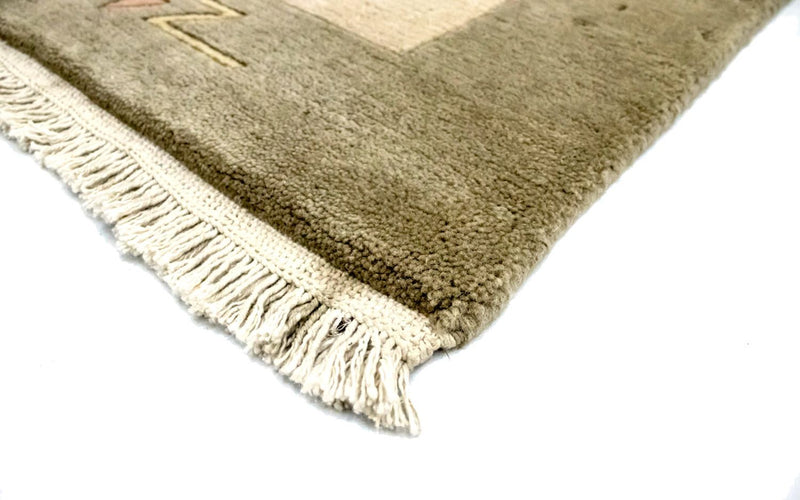 Nepal Teppich 200 x 142 cm