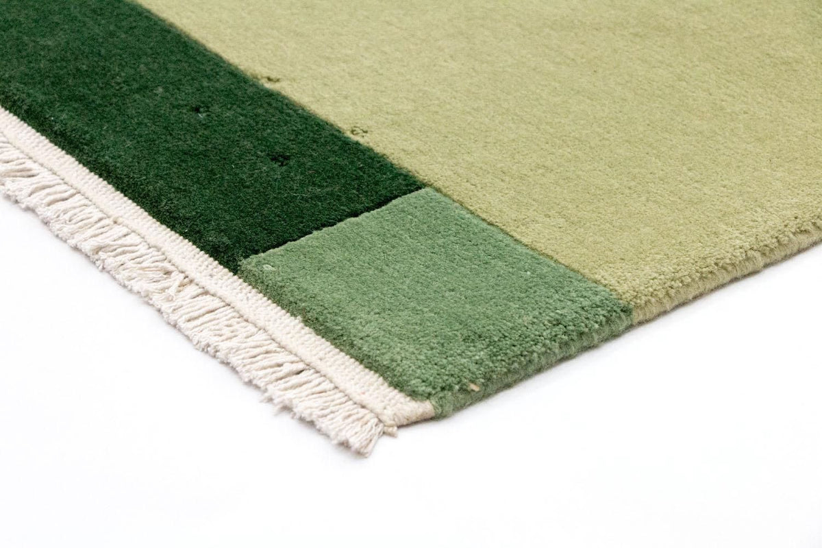 Nepal Teppich 181 x 131 cm - mehrfarbig