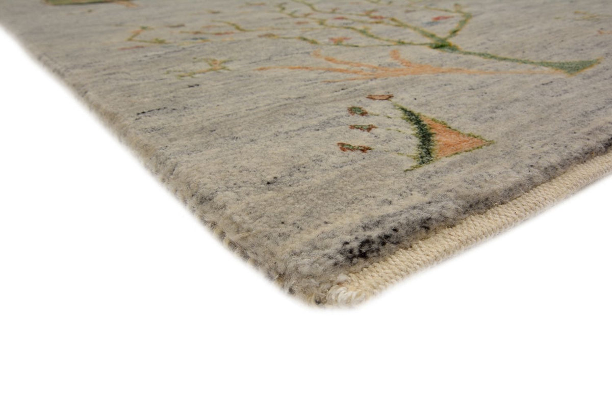Gabbeh Teppich - Loribaft Indus - 241 x 173 cm - hellgrau