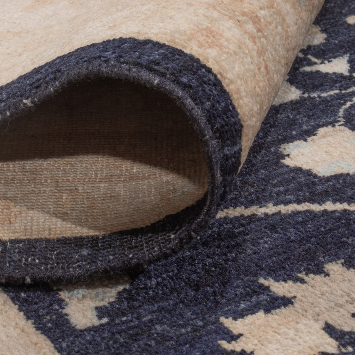 Ziegler Teppich - 290 x 259 cm - schwarz