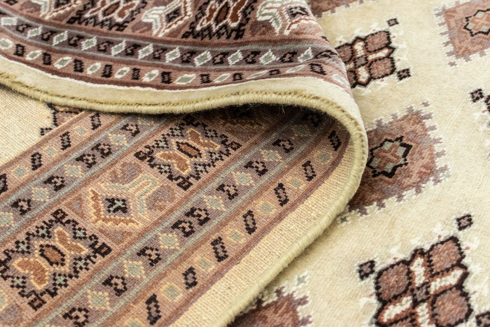 Pakistan Teppich 188 x 126 cm Teppichbrücke