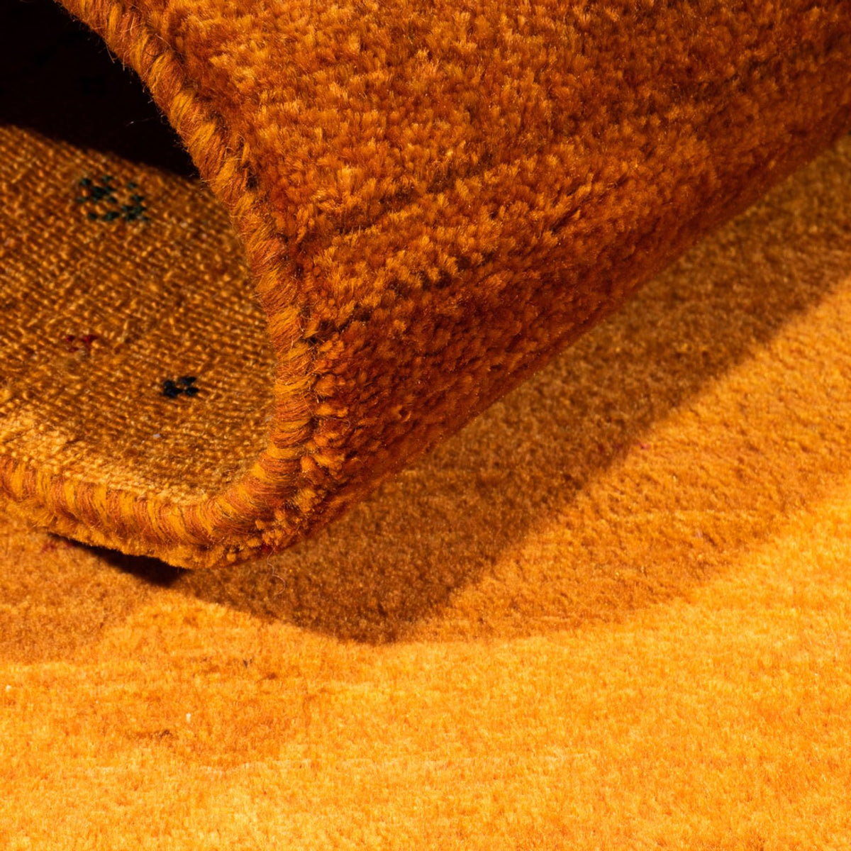 Gabbeh Teppich - Loribaft Perser - 101 x 80 cm - gold