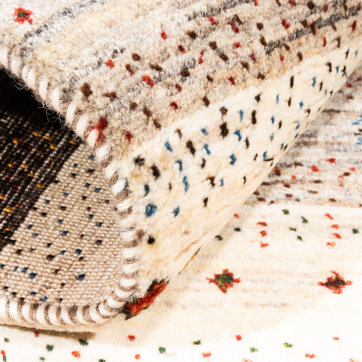 Gabbeh Teppich - Loribaft Perser - Royal - 121 x 84 cm - mehrfarbig