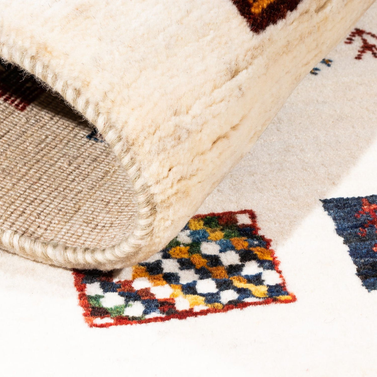 Gabbeh Teppich - Loribaft Perser - Royal - 132 x 84 cm - mehrfarbig