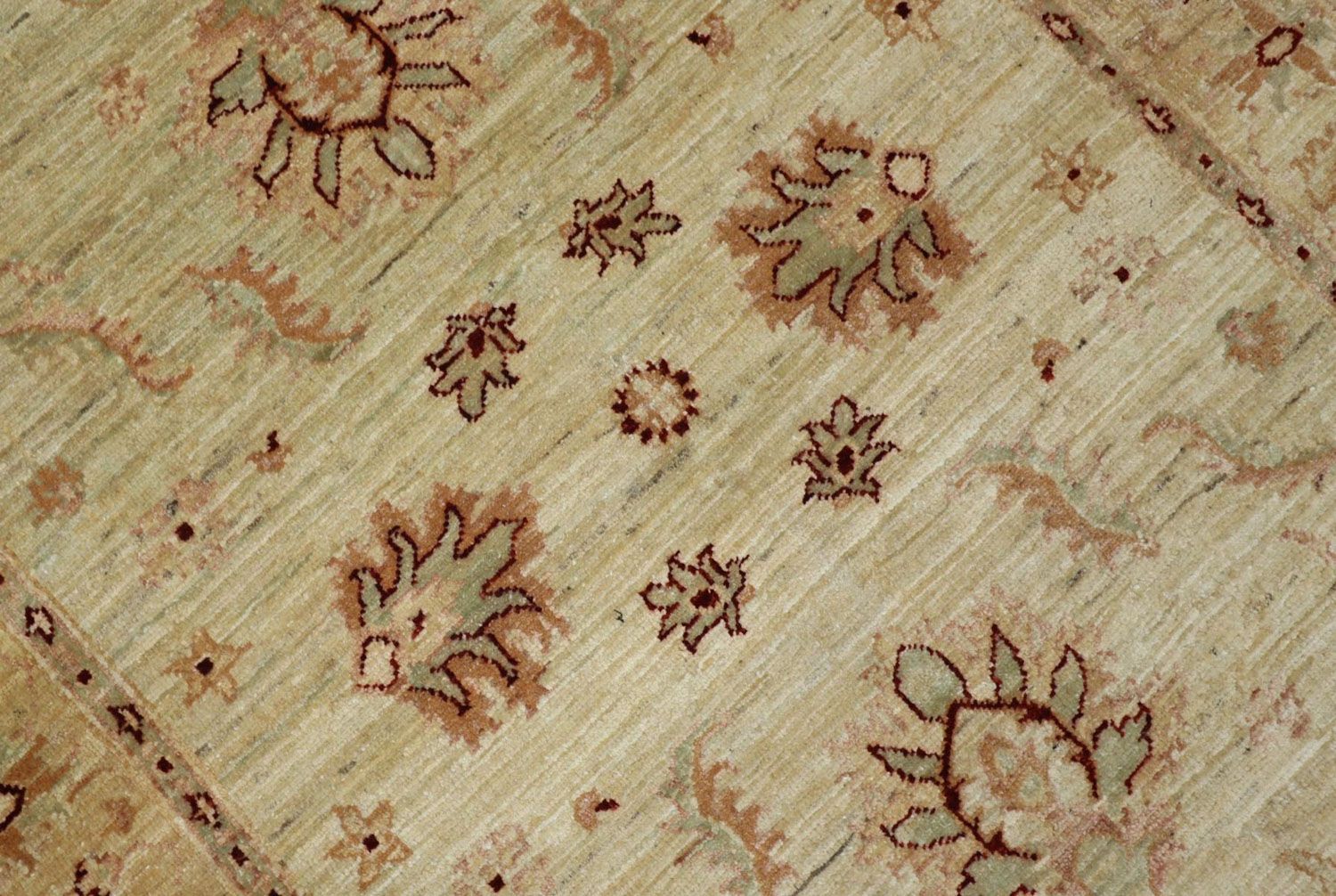 Ziegler Teppich 147 x 99 cm - olivgrün