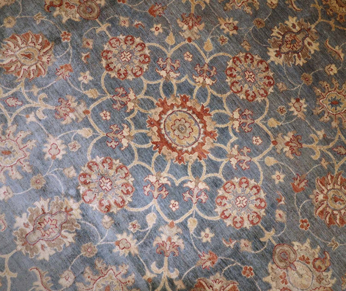 Ziegler Teppich 303 x 310 cm - grau