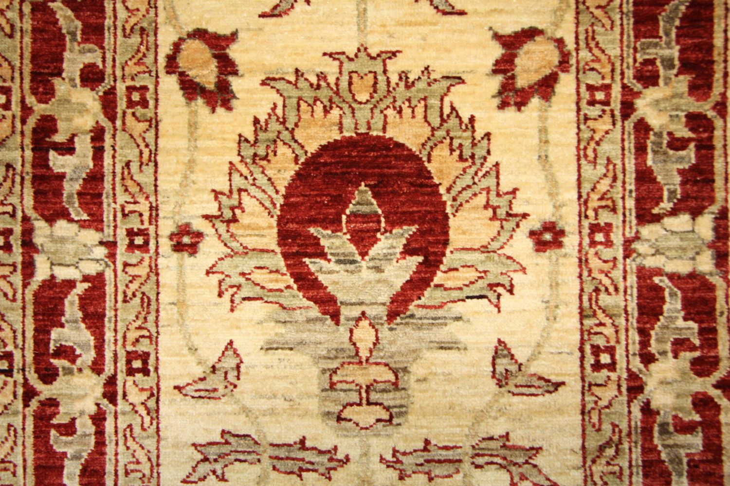 Ziegler Teppich 320 x 79 cm - beige