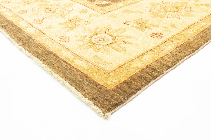 Ziegler Teppich 334 x 249 cm