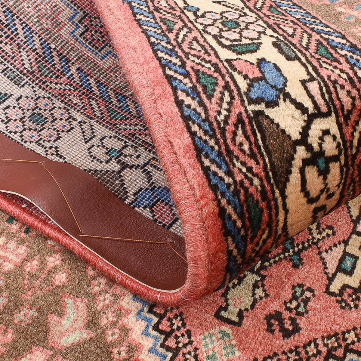 Perserteppich - Nomadic - 143 x 98 cm - hellrot