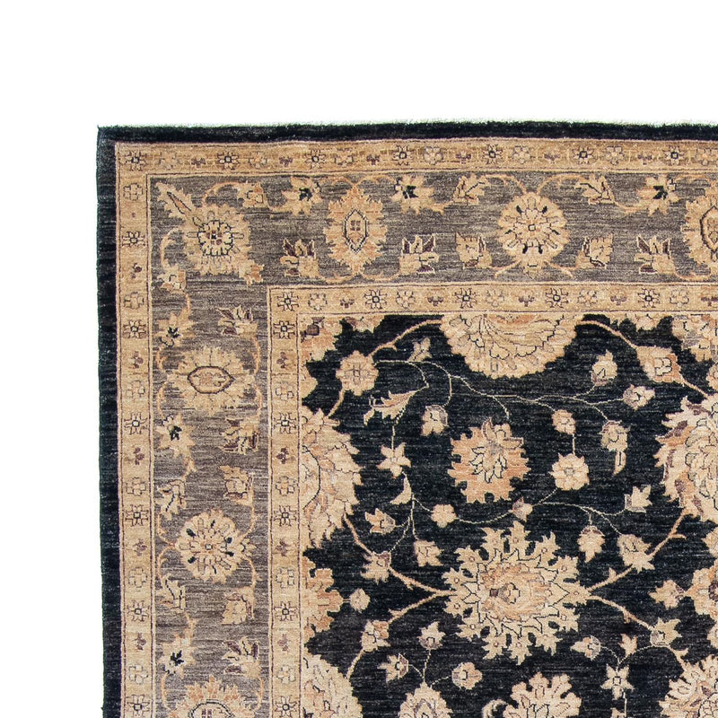 Ziegler Teppich 300 x 247 cm
