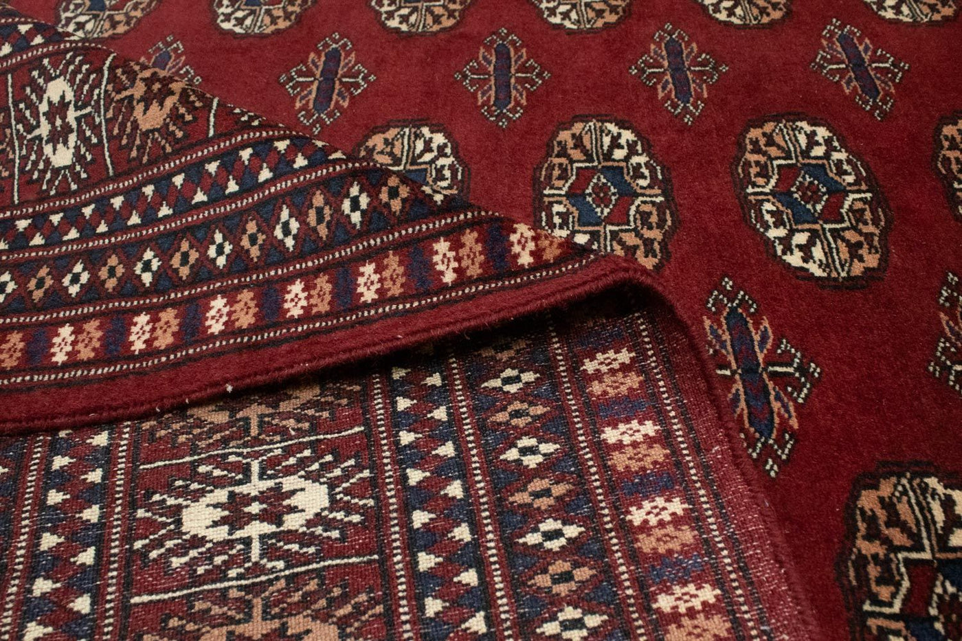 Buchara Teppich 244x205cm - Orientteppich