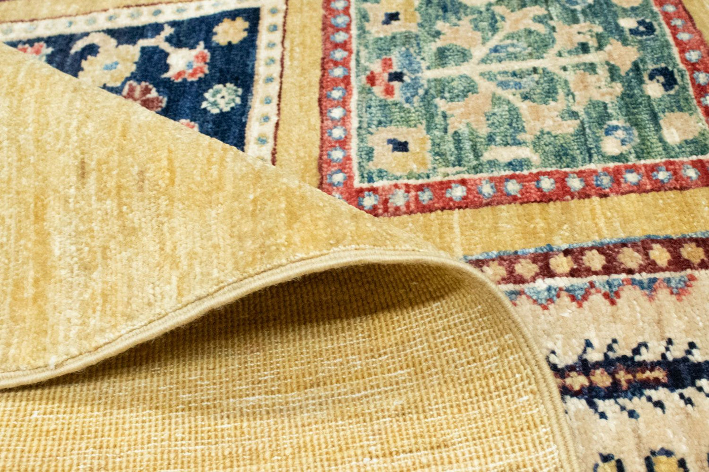 Ziegler Teppich 210 x 150 cm - gold