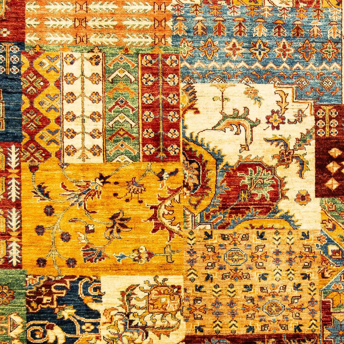 Patchwork Teppich 247 x 181 cm