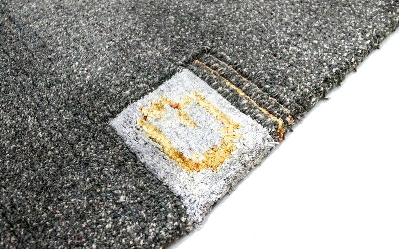Nepal Teppich 140 x 70 cm - silber